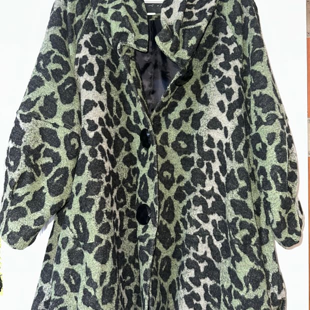 갸루 펑크 호피 코트