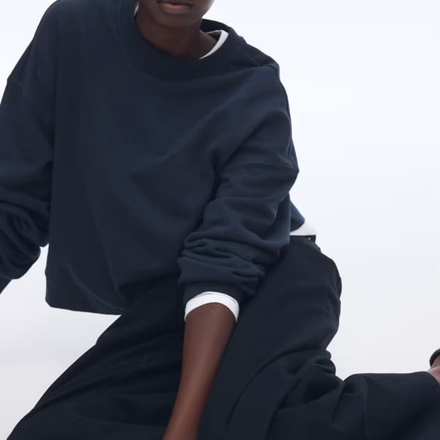 (네이비, 버건디) H&M 스웨트셔츠 맨투맨