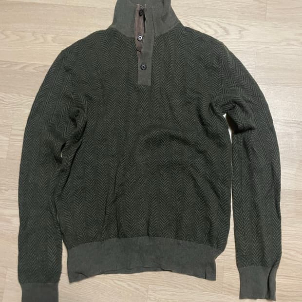 폴로 하프집업 니트