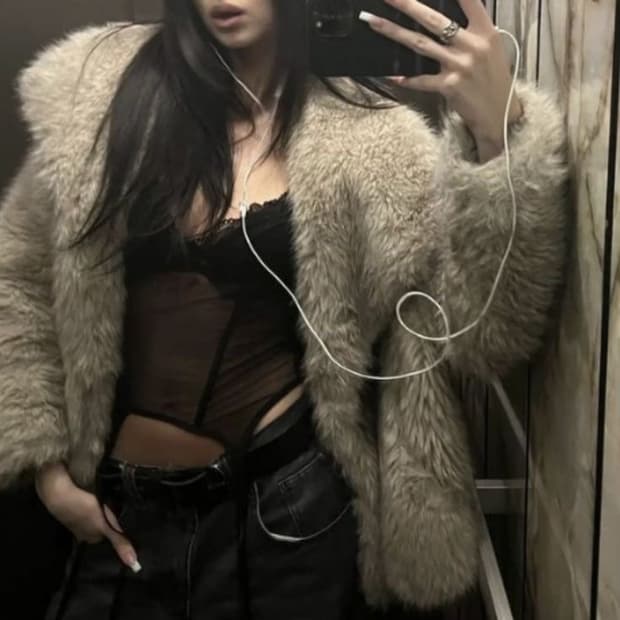 전제품 20-50% 세일 옷장정리