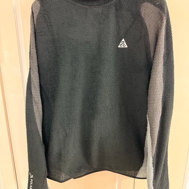 나이키 ACG 울프 라이컨 크루넥 US버전