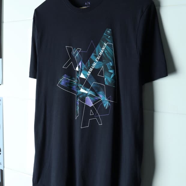 (L-XL) 아르마니 반팔 티셔츠 빅로고 그래픽 한정판 블랙-H34381
