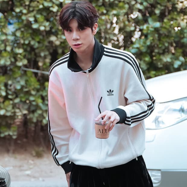 아디다스 와플 버켄바우어 트레이닝 셋업