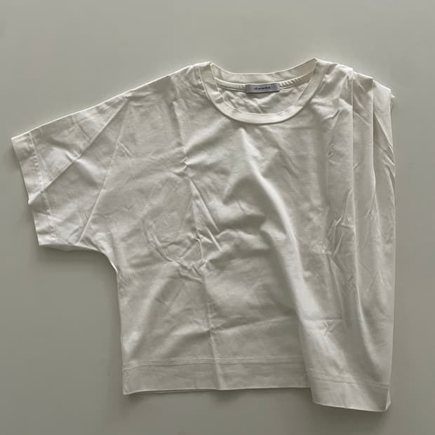 Jenasis tops