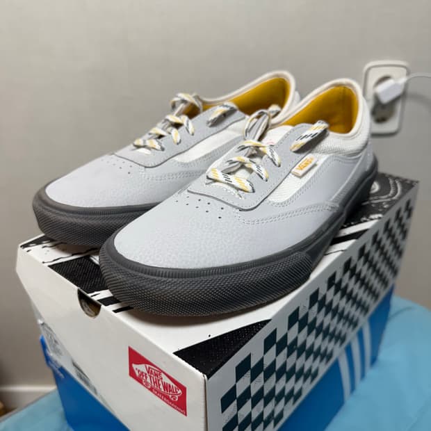 반스 커런캡 vans Curren Caples 255