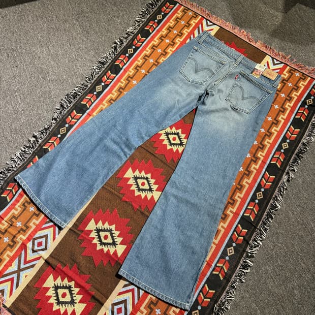 리바이스 수퍼로우 부츠컷 데님팬츠 새상품