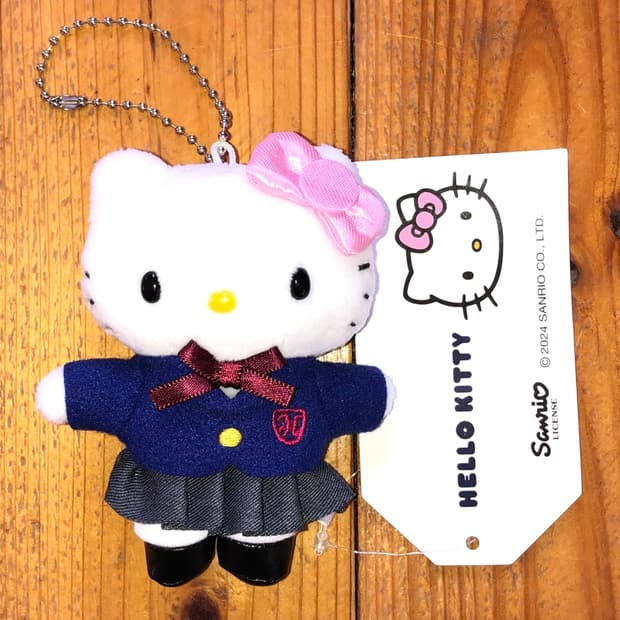헬로키티 50주년 교복키티 인형 키링