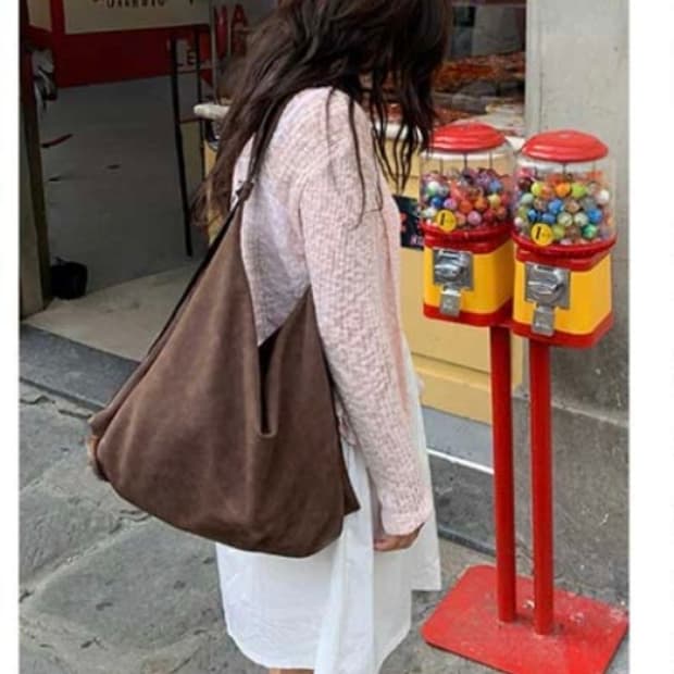 무르 누오보 호보백 스웨이드 다크브라운