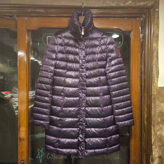 에스카다 구스다운코트