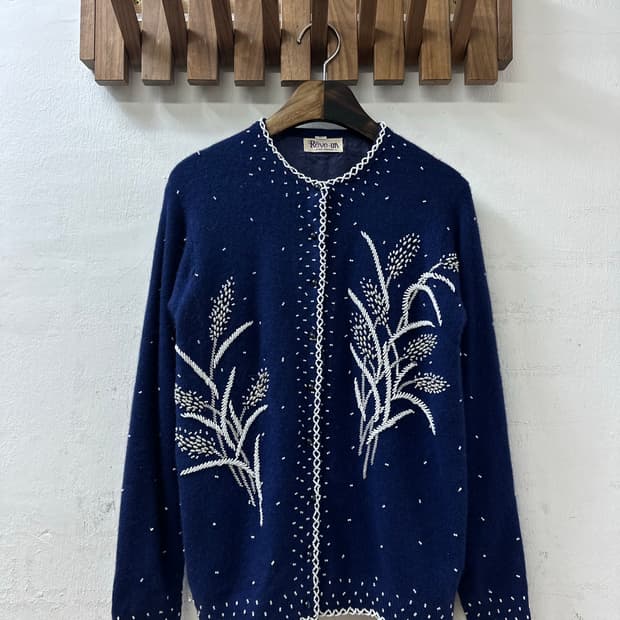 일본빈티지 네이비 플로럴 자수 비즈 스티치 니트 가디건