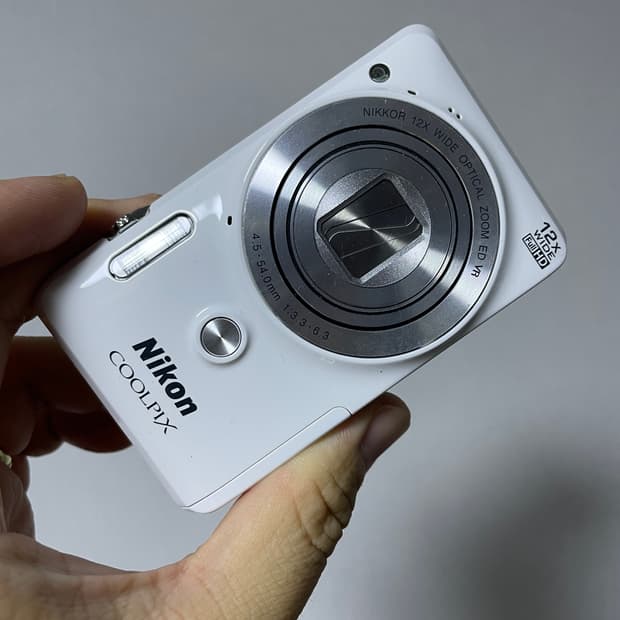 Nikon Coolpix S6900 (Sample 있음