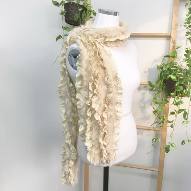 JPN/ 오리엔탈머플러 레이스 캉캉 털 목도리 아이보리 