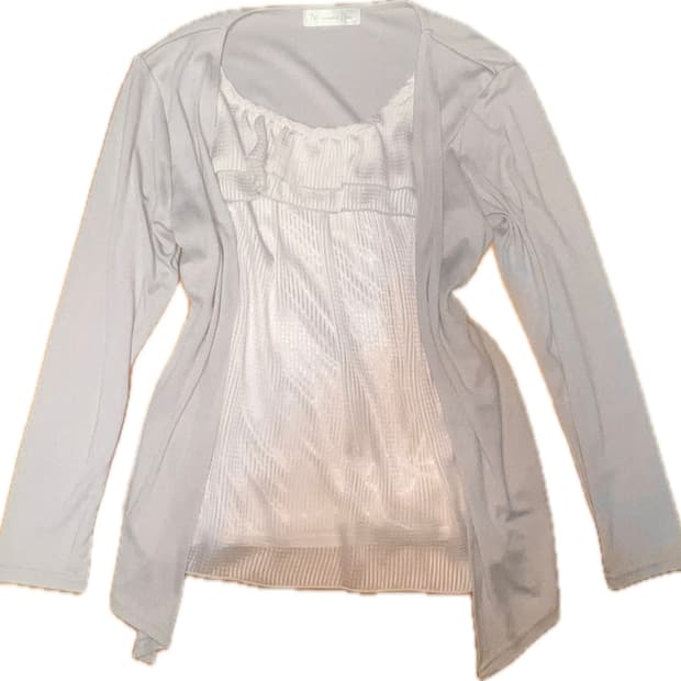 모리걸 살구 체크 프릴 롱슬리브탑