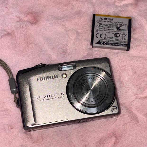 ♡정품 배터리 포함♡ 후지필름 파인픽스 F50FD 디카 디지털 카메라