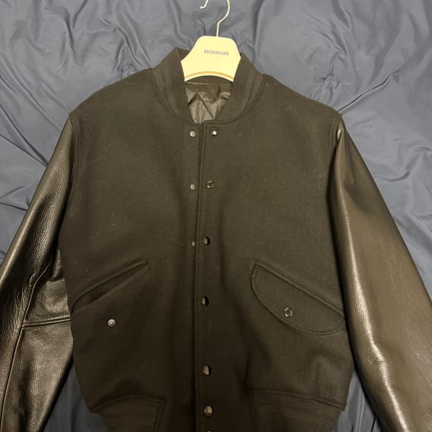 브라운야드 레더 바시티 3