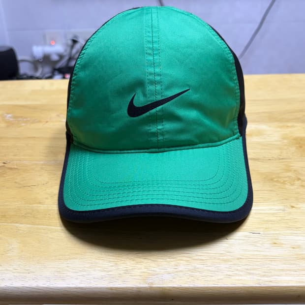 나이키 페더라이트 캡모자 검녹