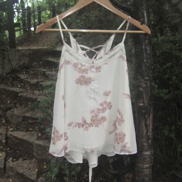 vintage flower sleeveless top