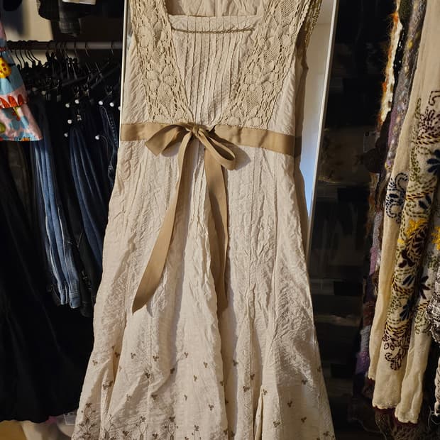 모리걸 베이지 크로쉐 원피스