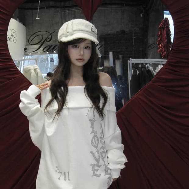 spell off-shoulder sweatshirt