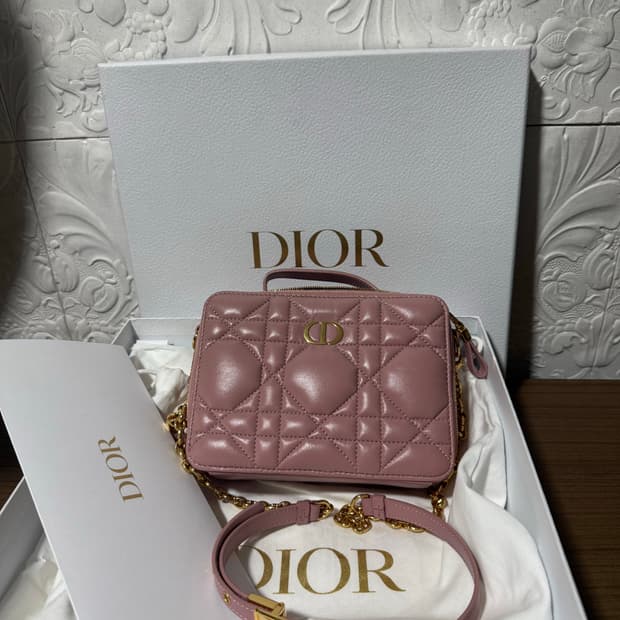 디올 카로 박스백 핑크