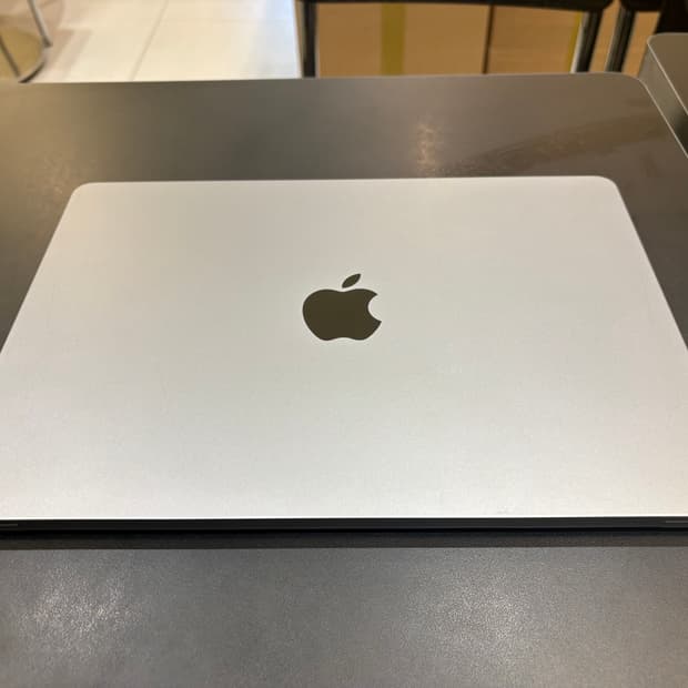 맥북 에어 M3 13인치 256기가