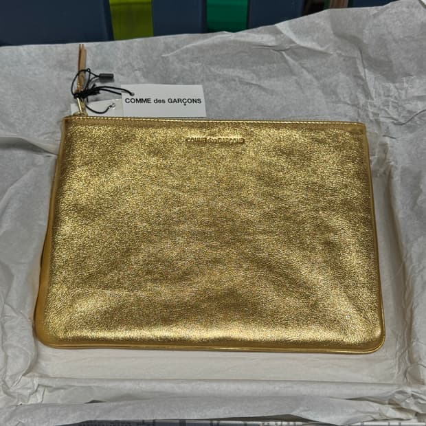 꼼데가르송(COMME des GARÇONS) 파우치 판매합니다