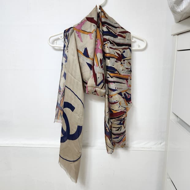 샤넬 빈티지 비행기 패턴 스카프 머플러