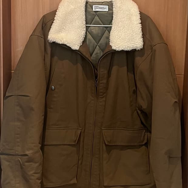 파르티멘토 무스탕 점퍼 L 카키