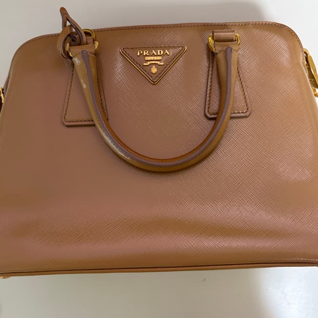 어뮤징 빈티지 프라다백