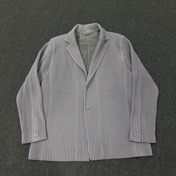 이세이미야케 옴므플리세 자켓