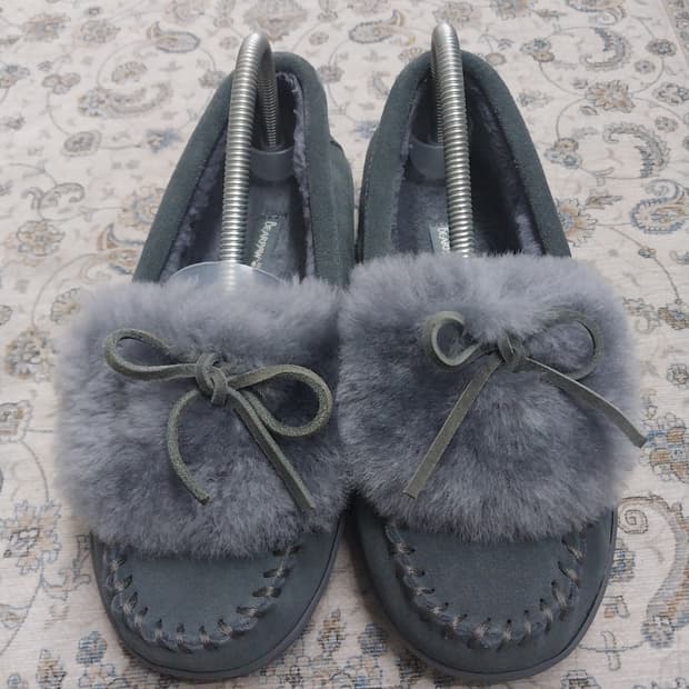 베어파우 캐럴 양털 모카신 245mm