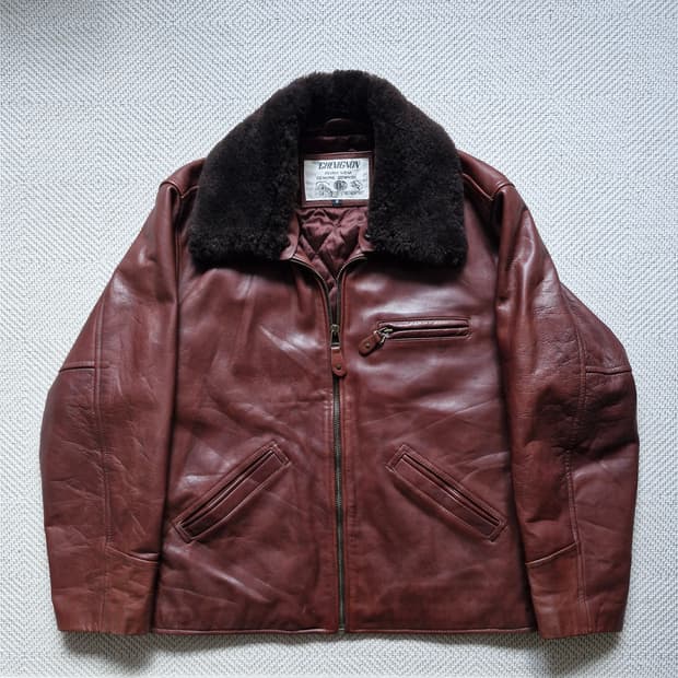 쉐비뇽 카우하이드 플라잉 봄버자켓 