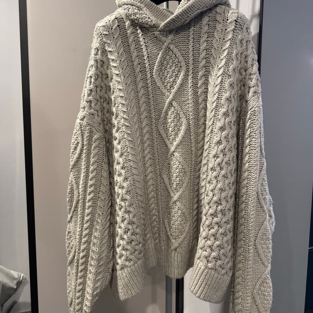 피오갓 에센셜 니트 후드