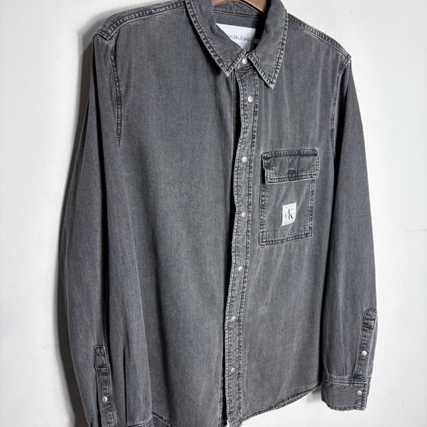 캘빈 클라인 흑청 데님 셔츠