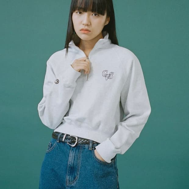 카비시 하프집업 맨투맨