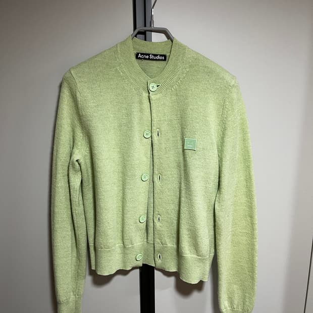 아크네 스튜디오 가디건