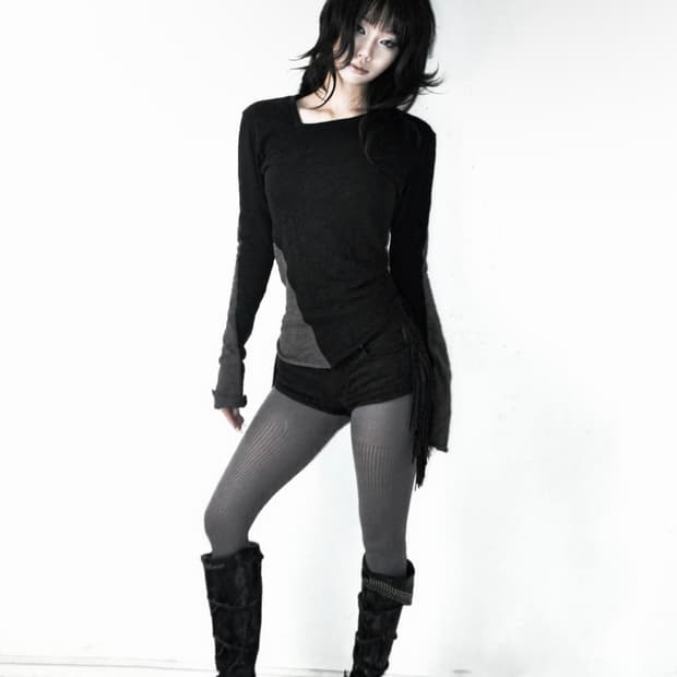 Crud archive Twisted asymmetric 롱슬리브