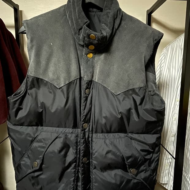 에디바우어 리버시블 구스다운 베스트