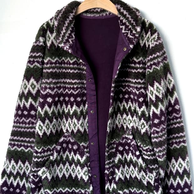 Hairy fleece design pattern jacket