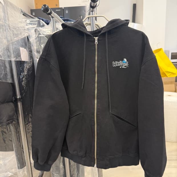 위캔더스 후드집업