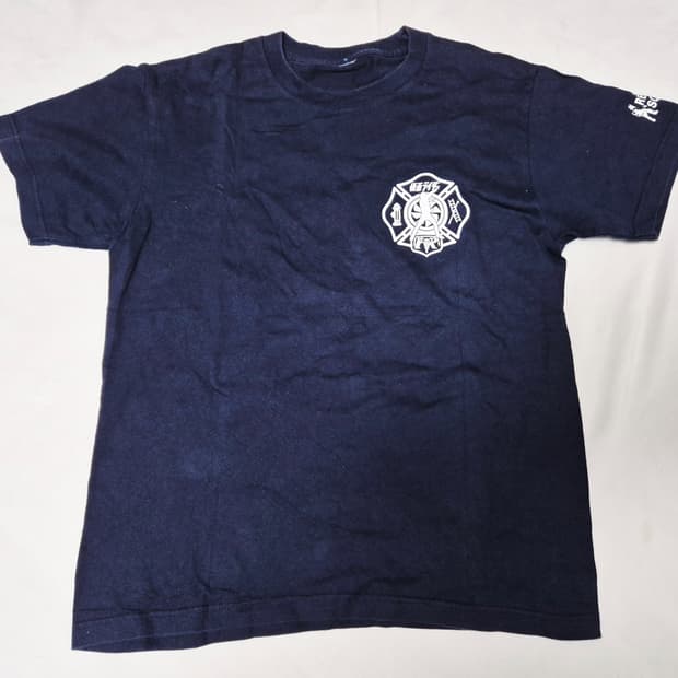 가면 라이더 티셔츠 팝니다