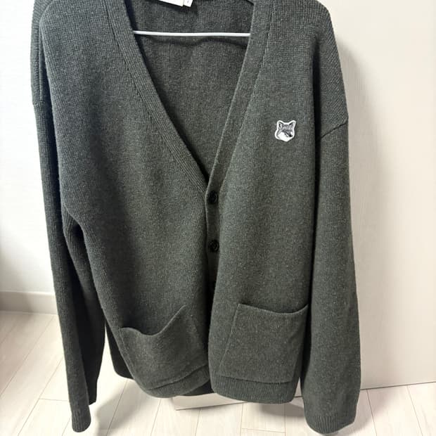 메종키츠네 가디건