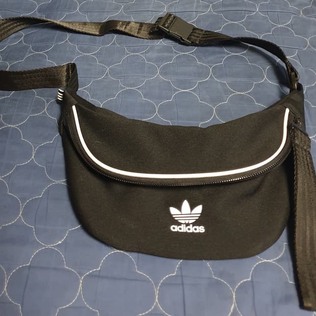 아디다스 파이어버드 웨이스트백 힙색 블랙