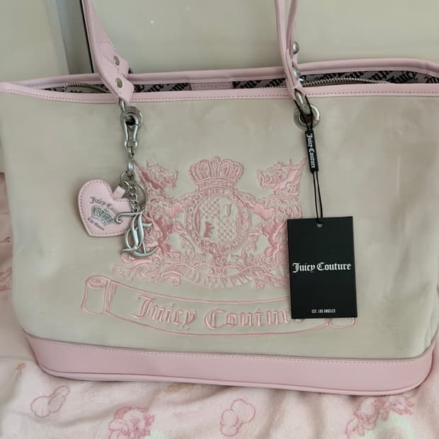 쥬시꾸뛰르 레전드 대대장 딸기우유 숄더백