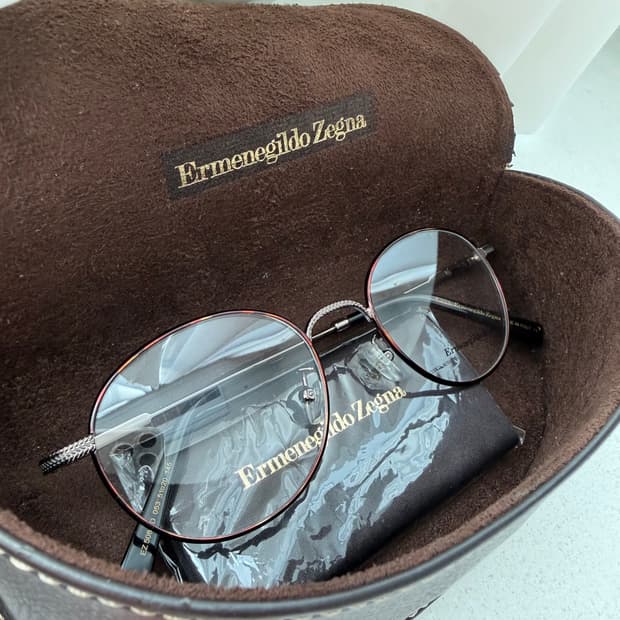 에르메네질도 제냐 안경