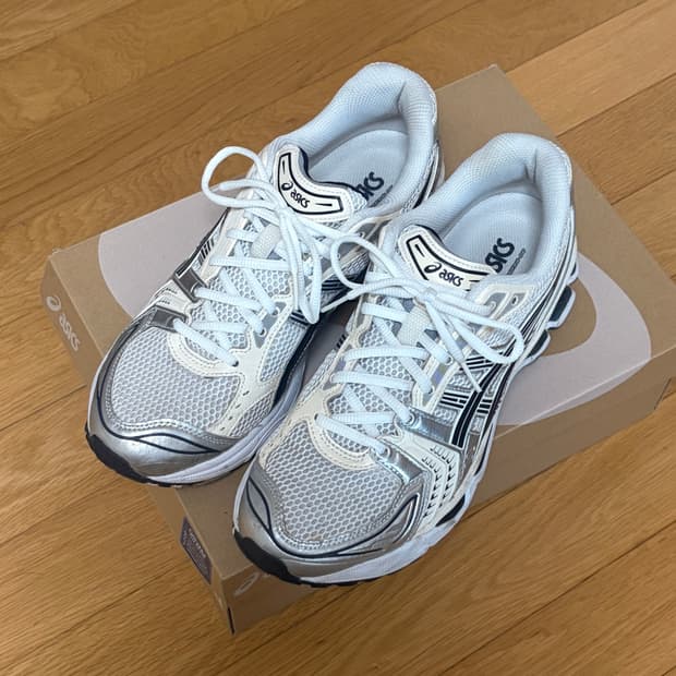 아식스 젤카야노14 화이트 미드나잇 275