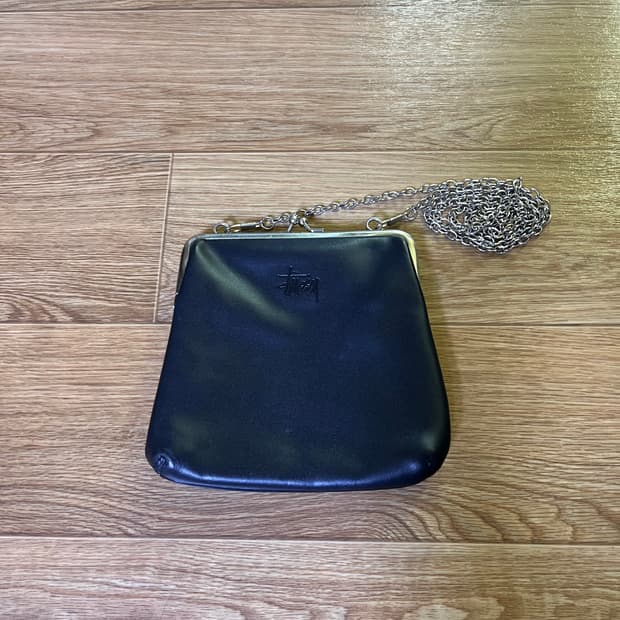 스투시 미니 체인 크로스백