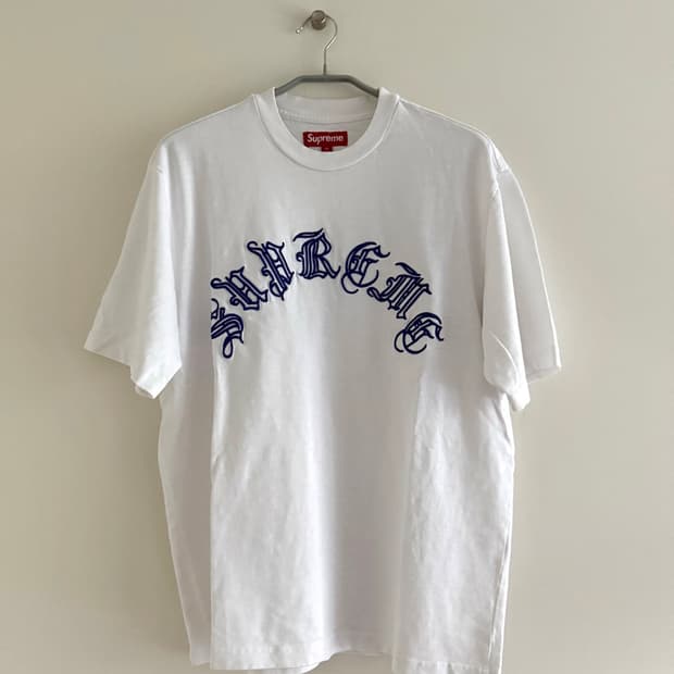 Supreme Old English S/S Top White - 23FW