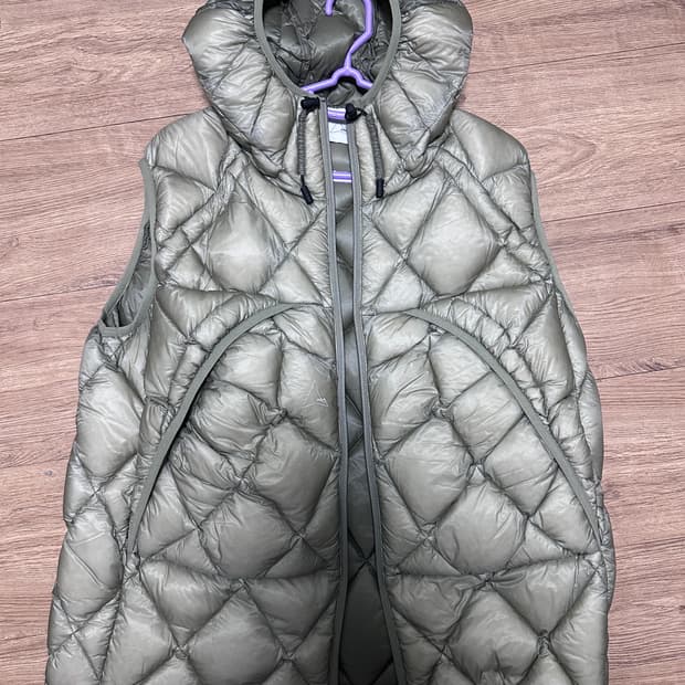 [L]로아 하이킹 패딩 베스트