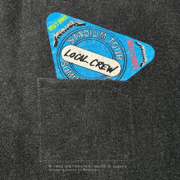빈티지 건즈앤로지스x메탈리카 투어 피크 페이크 포켓 반팔티